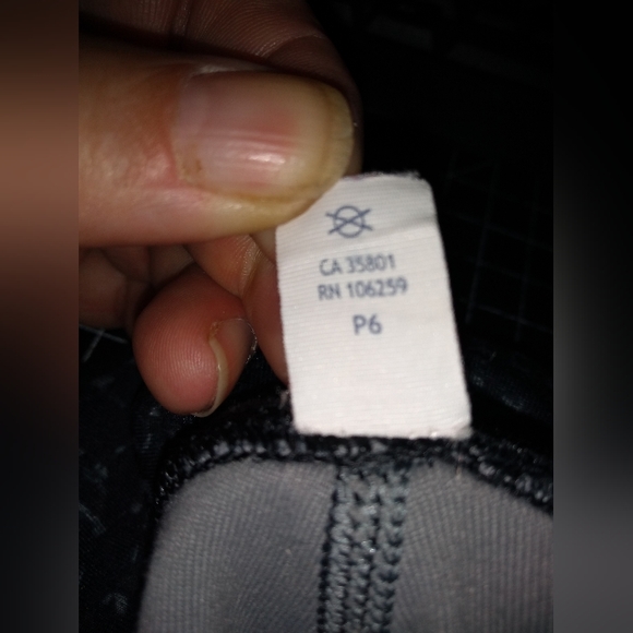 Lululemon True Self Crop II Samba Snake Battleship Black Leggings, Size 6 - Picture 13 of 13